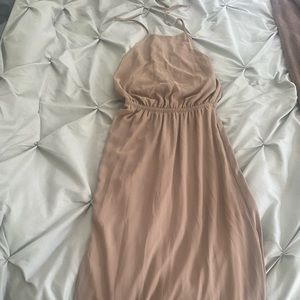 Show me your mumu bridesmaid dress: 
Heather Halter Dress ~ Dune Chiffon-Medium
